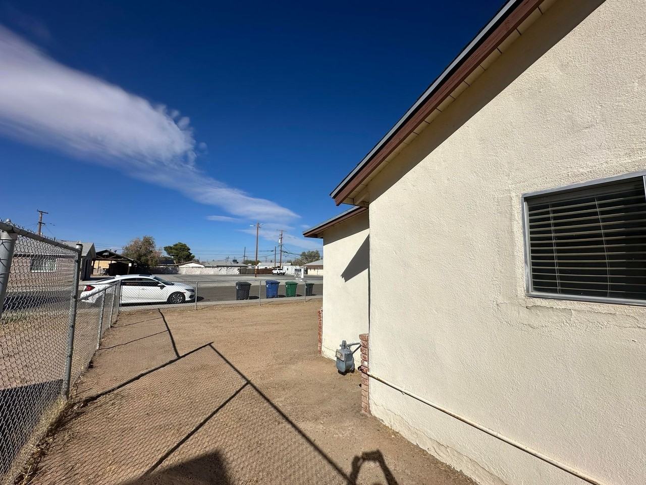 301 Panamint Ave - Photo 7 of 16