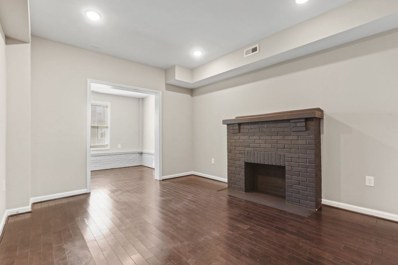 604 Radnor Ave - Photo 3 of 23