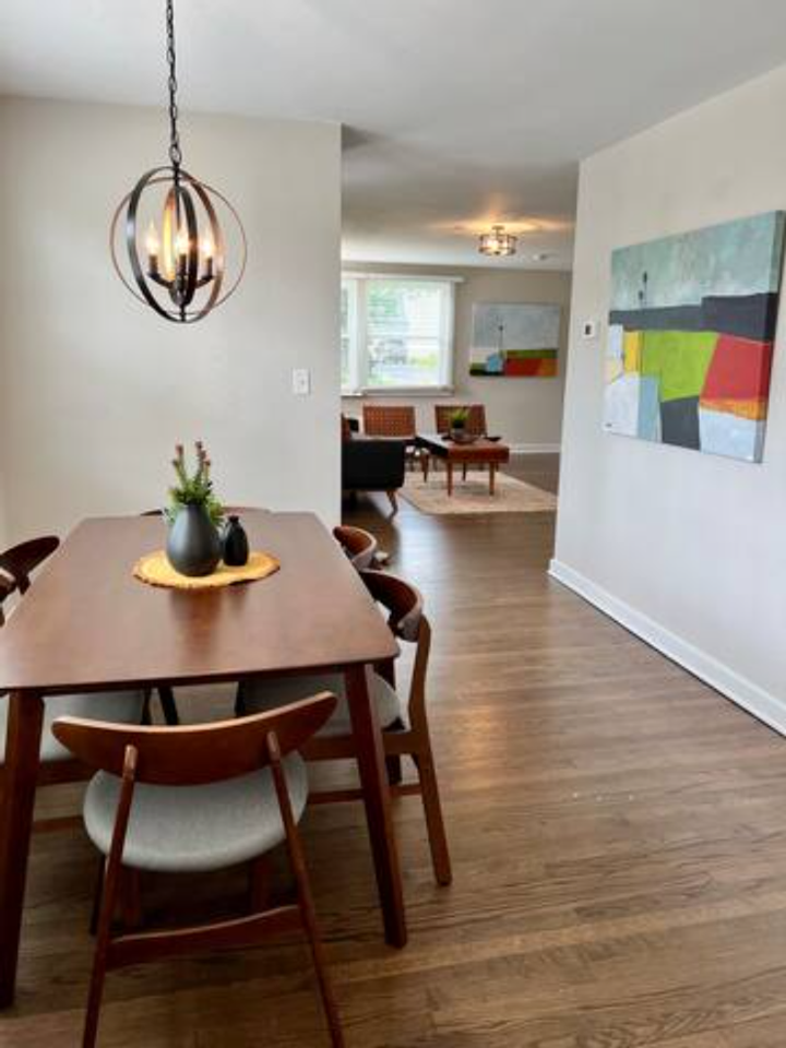 105 E North Ave - Photo 5 of 10