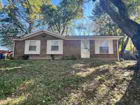 7727 Rochelle Rd - Photo 1 of 1