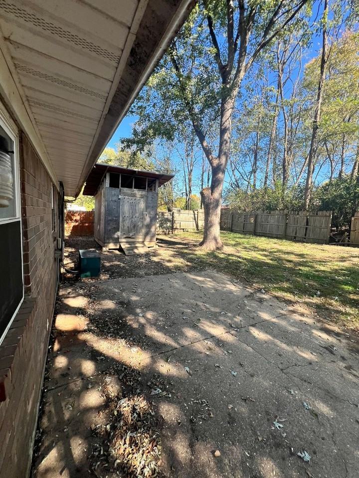 7727 Rochelle Rd - Photo 6 of 6