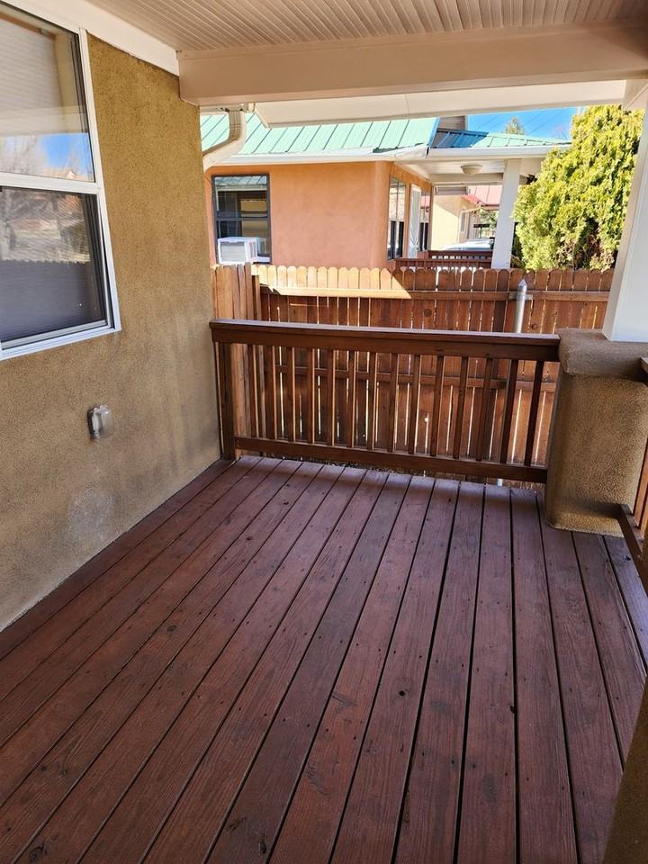 213 W 10th St - Photo 2 of 13