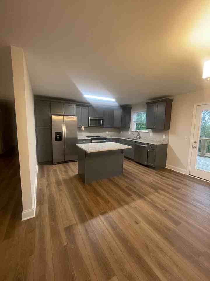 7204 Old Bug Ln - Photo 5 of 37