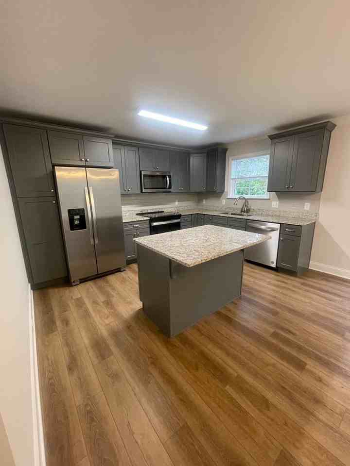 7204 Old Bug Ln - Photo 6 of 37