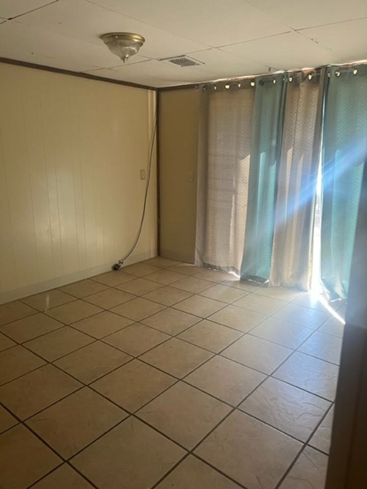 815 Scenic Dr Se - Photo 7 of 10