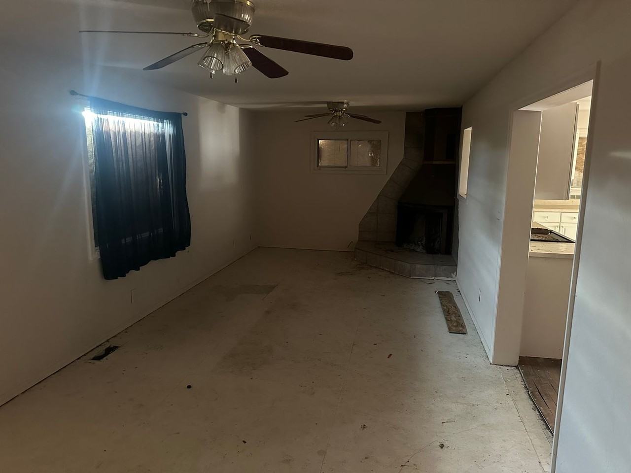 2204 Hickory St - Photo 2 of 19