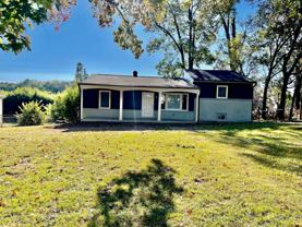 115 S Oak St - Photo 1 of 1