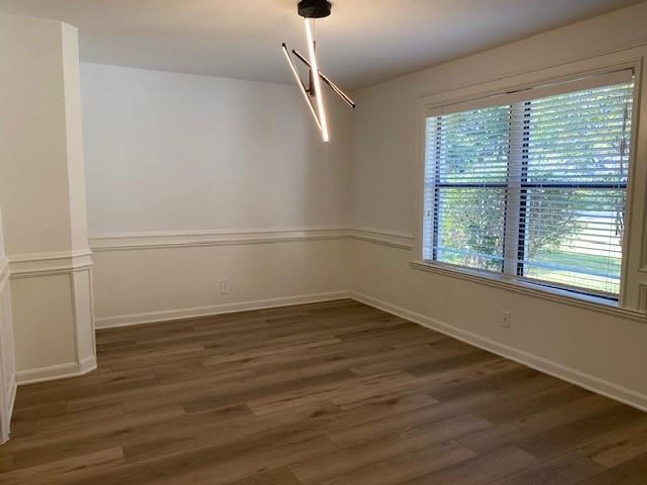 13323 Villa Park Dr - Photo 3 of 15