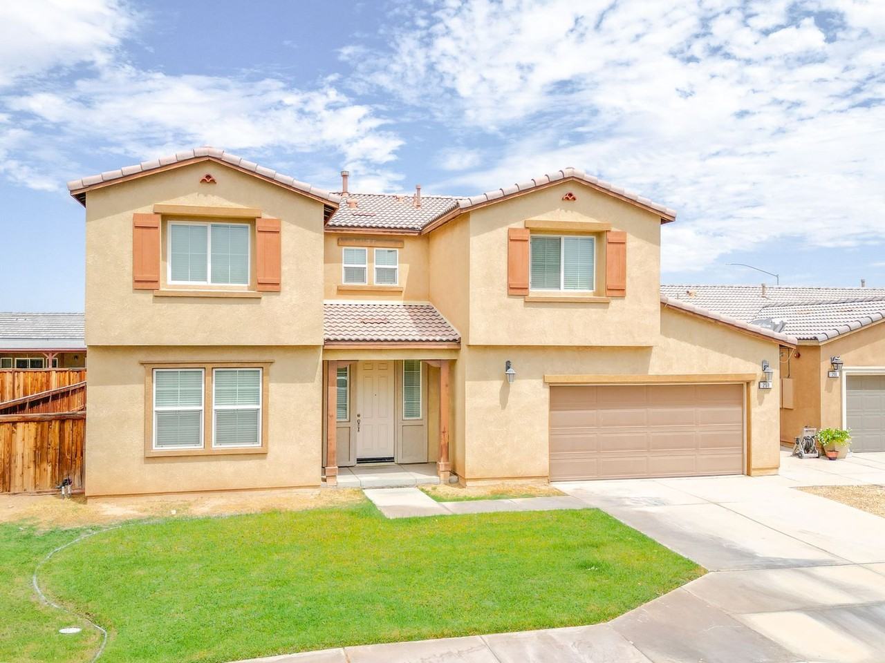 258 W Nuevo Vallarta Dr, Imperial, CA 92251 4 bedroom House Rental