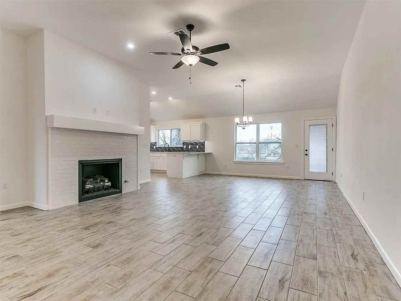 10500 Cattail Ter - Photo 3 of 17