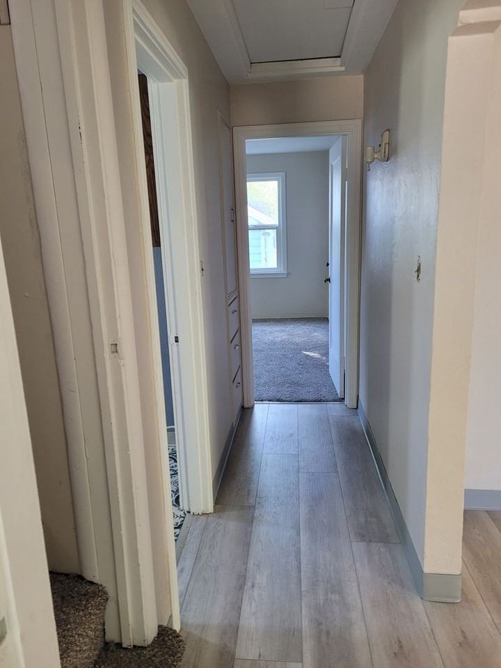 2348 Vine Ave - Photo 6 of 18