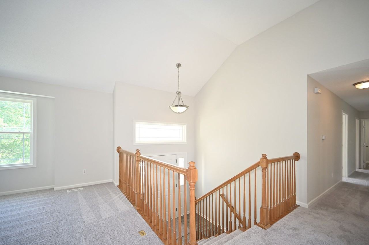 12905 Ridgeview Dr - Photo 3 of 32