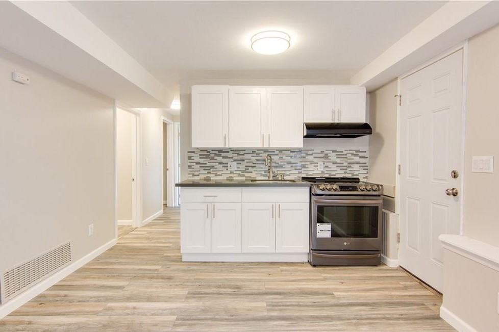 4300 South 140th Street #b - Photo 3 of 7