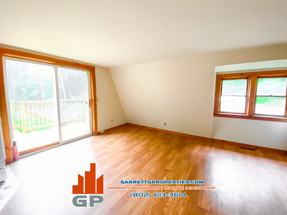 140 West Hill Road - Photo 2 of 6