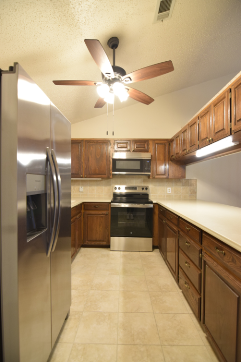 4000 Hickory Rd #NA - Photo 5 of 22
