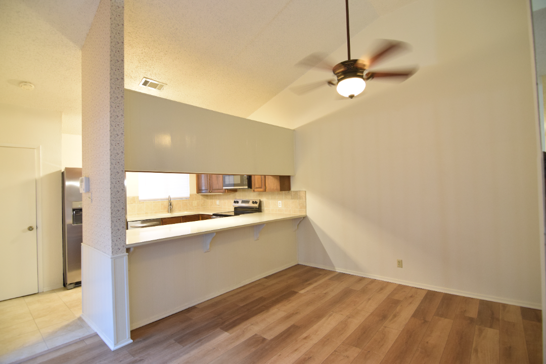 4000 Hickory Rd #NA - Photo 7 of 22