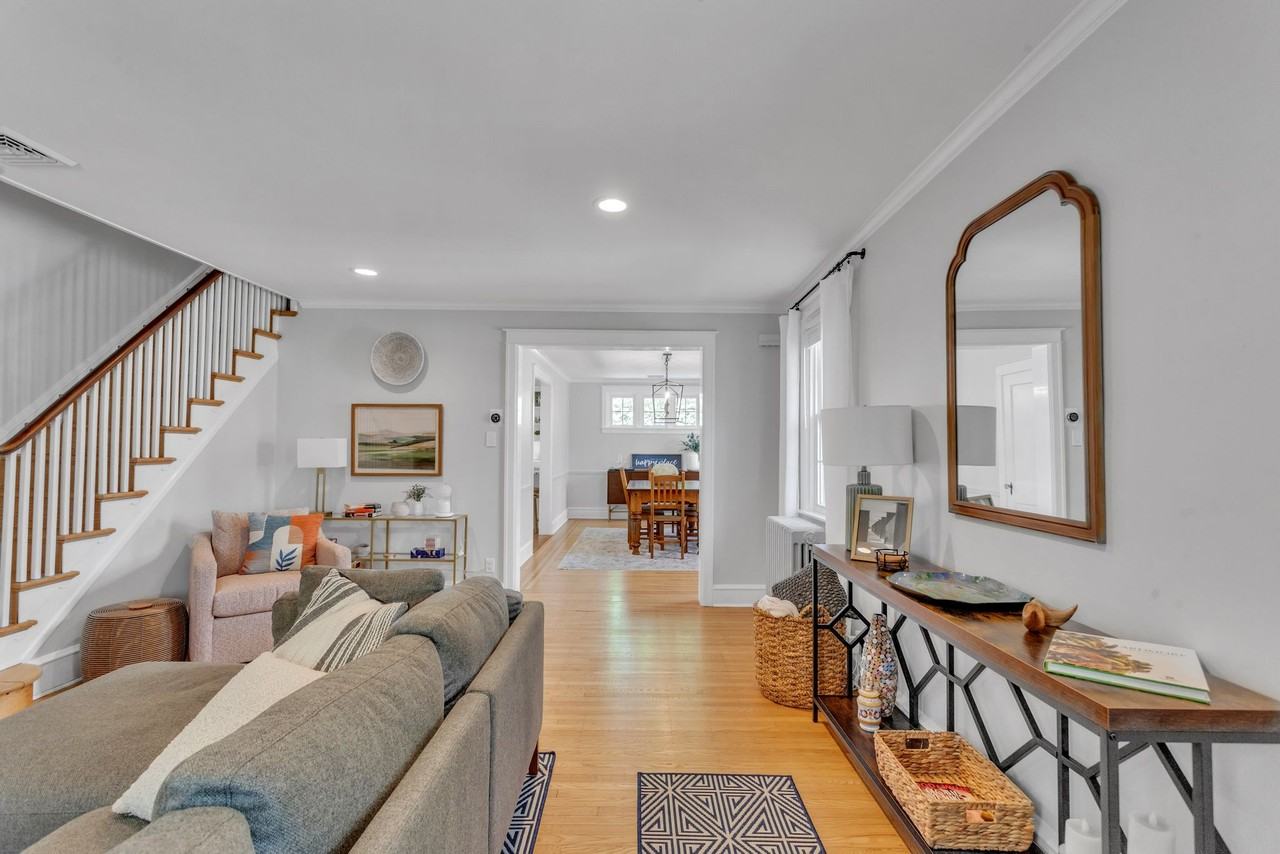 2314 Bryn Mawr Ave #NA - Photo 2 of 32