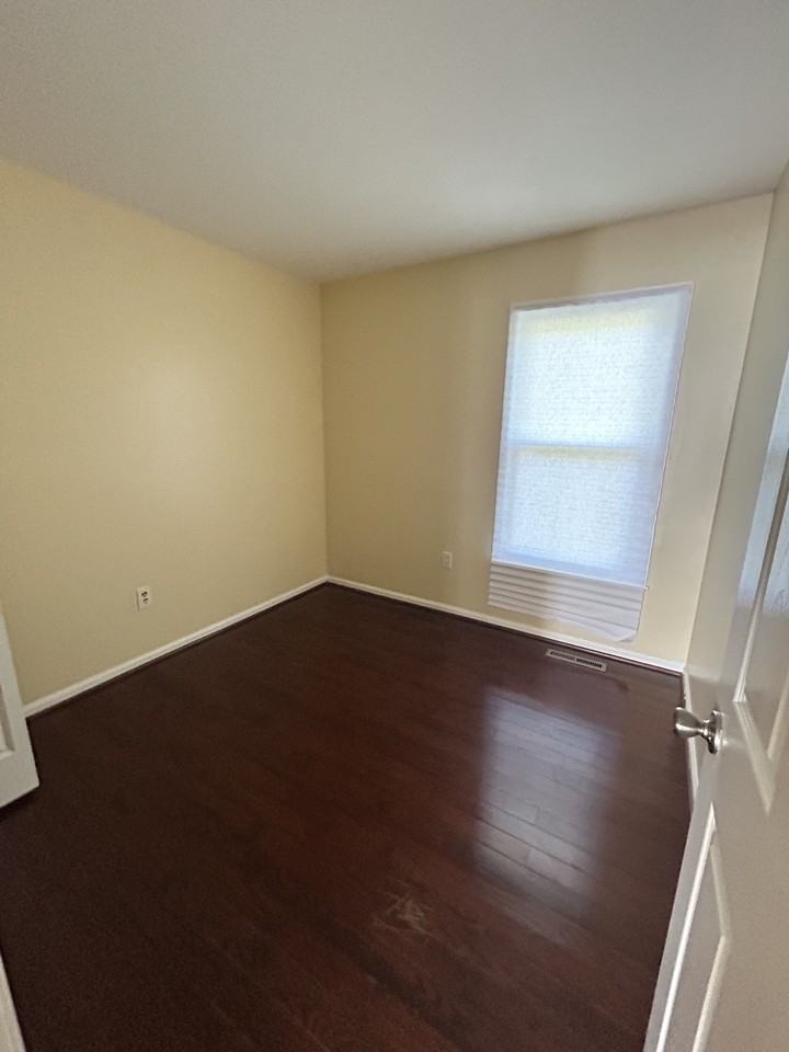 14142 Angelton Ter #1 - Photo 3 of 20