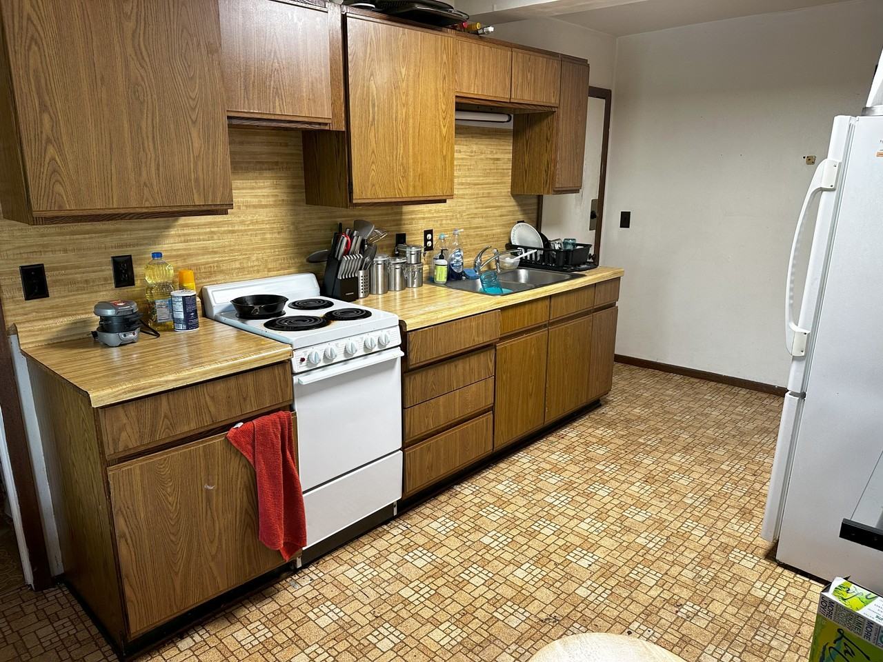 1007 E Johnson St #3 - Photo 2 of 6