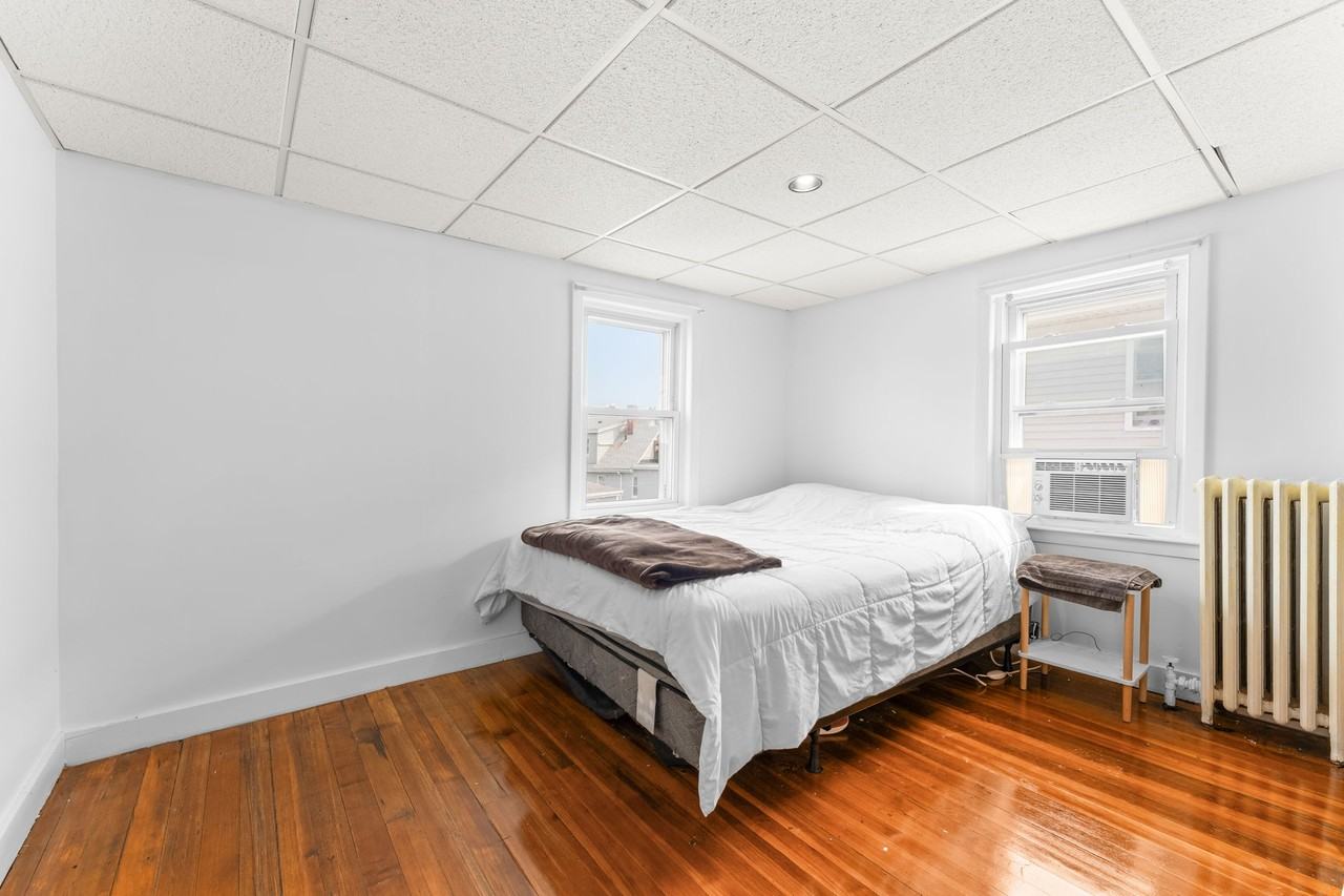 50 Moore St #2R - Photo 2 of 16