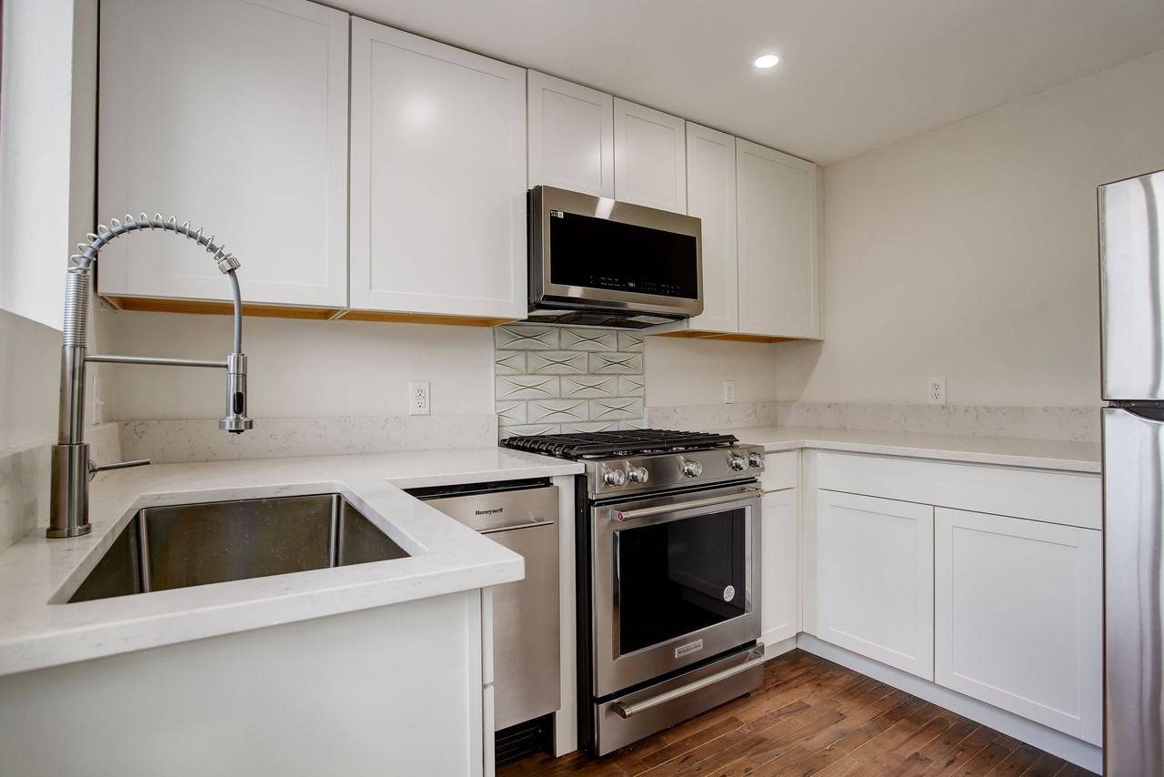1357 Chase St #NA - Photo 3 of 20