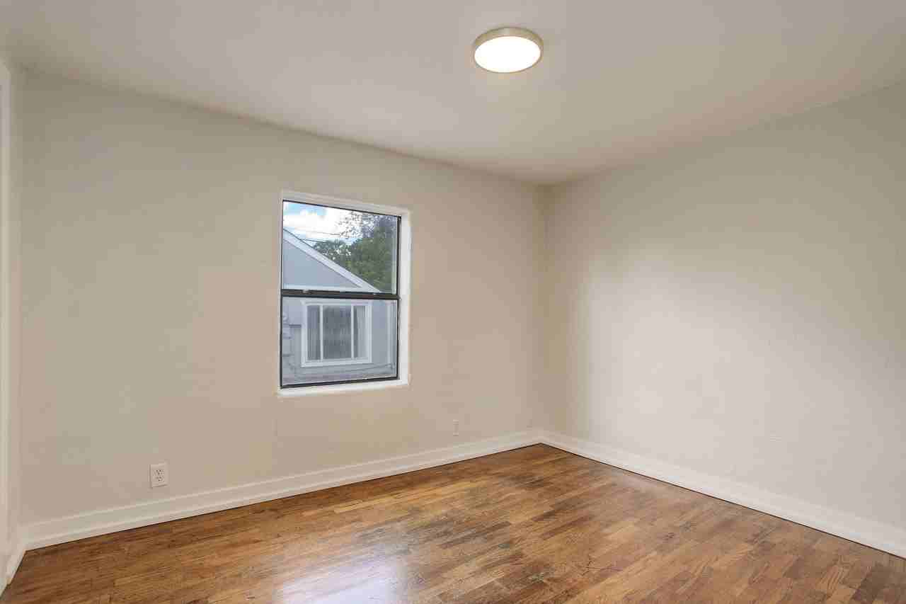 1357 Chase St #NA - Photo 6 of 20