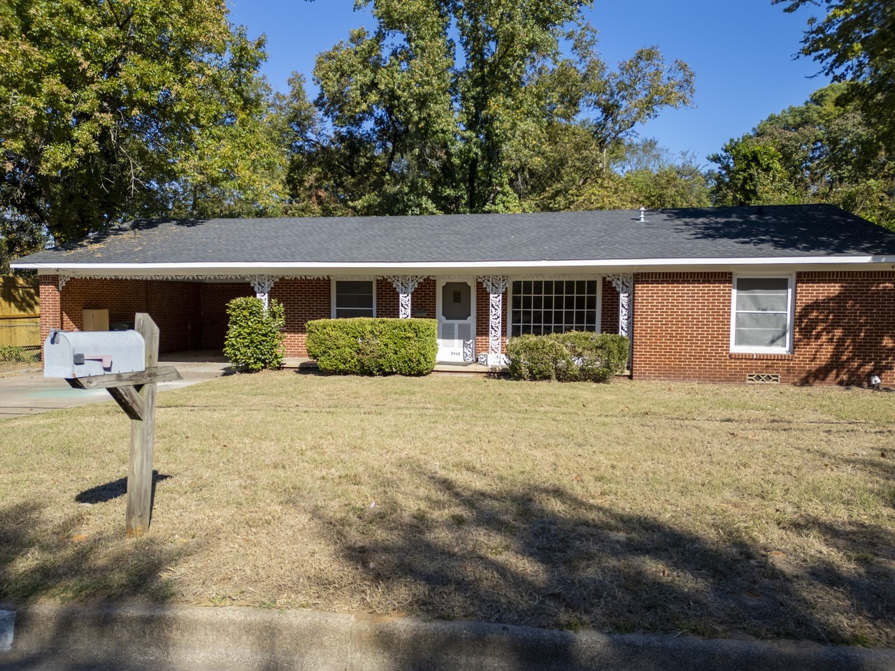 2914 Tanglewood Dr #NA - Photo 4 of 29