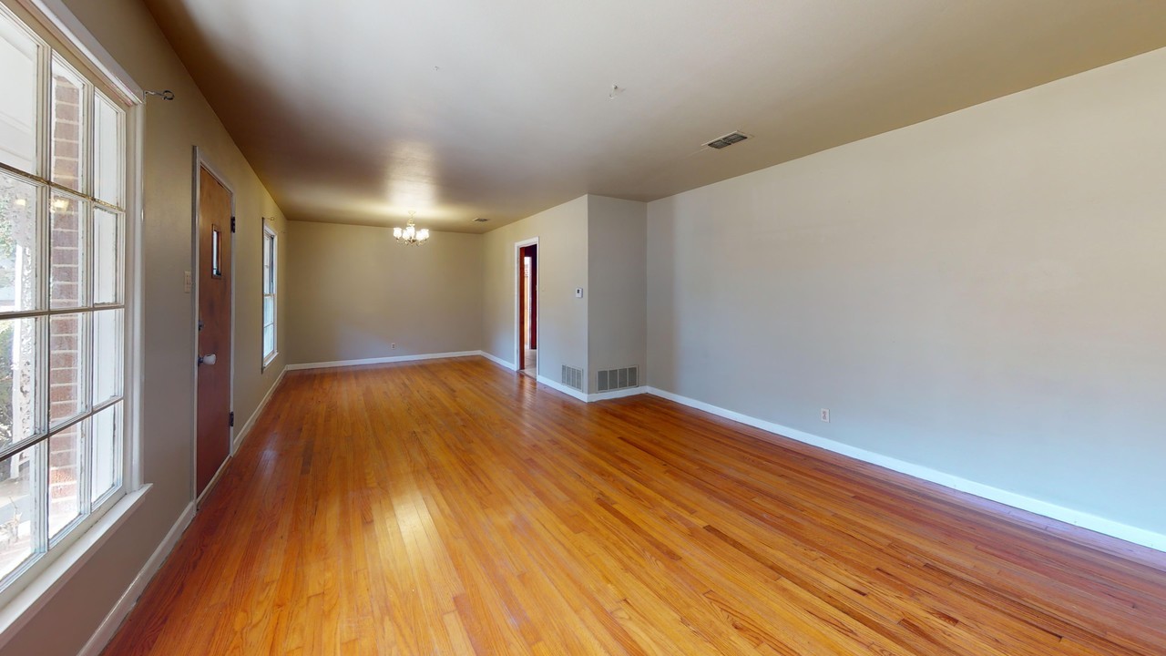 2914 Tanglewood Dr #NA - Photo 7 of 29