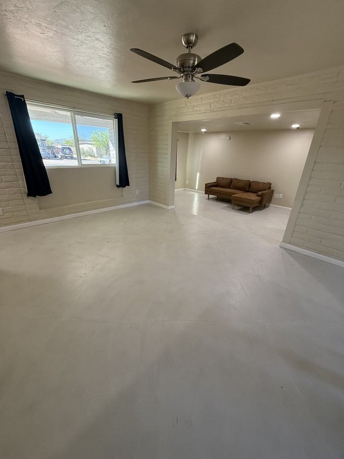 3242 W Shumaker Dr - Photo 3 of 17