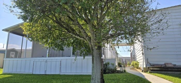 2527 Se 32nd St - Photo 2 of 30
