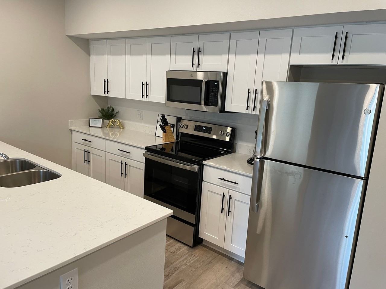 Briar Grove Apartments (Building 2336) - Photo 5 of 46