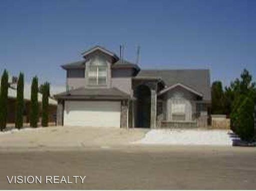 3094 Kings Crown Pl - Photo 2 of 12