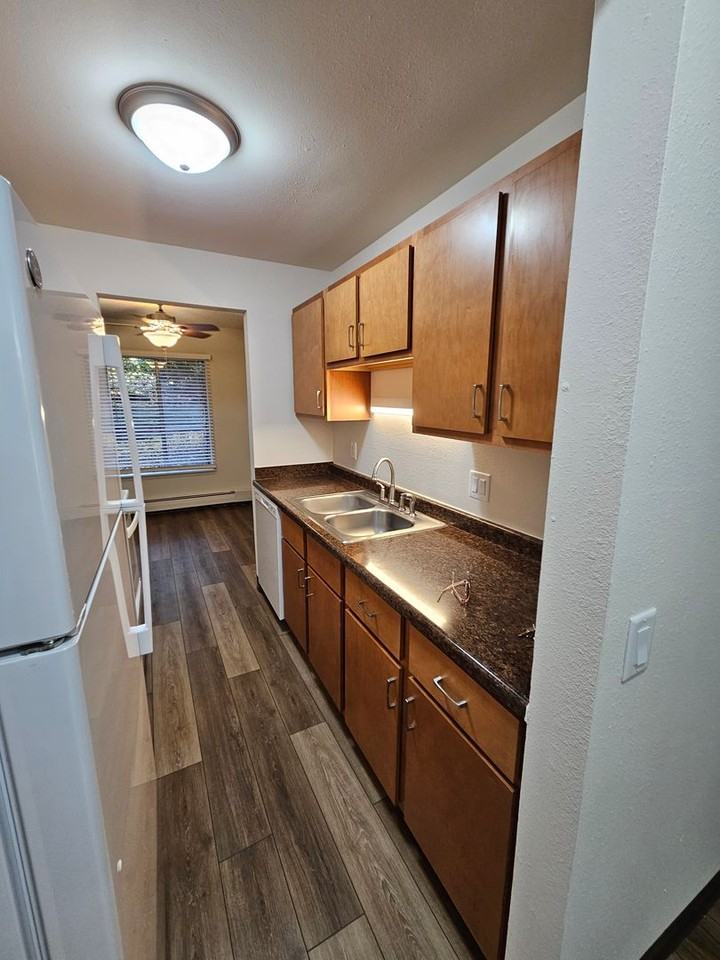 6431 Bridge Road - Photo 7 of 50