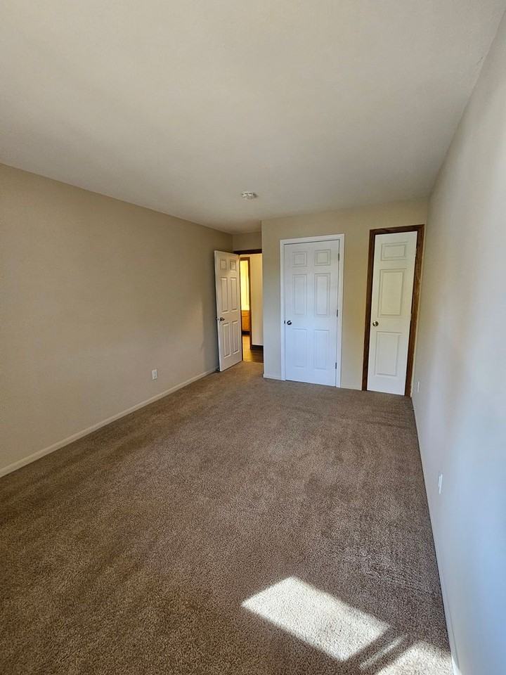 6431 Bridge Road - Photo 6 of 25