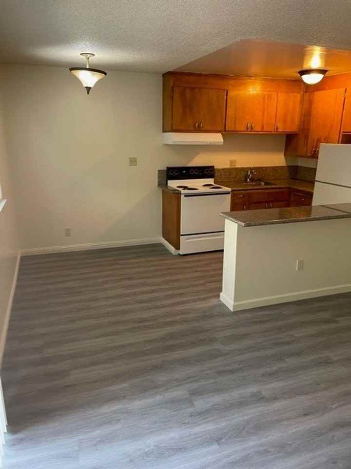 2017 Delaware St - Photo 2 of 6
