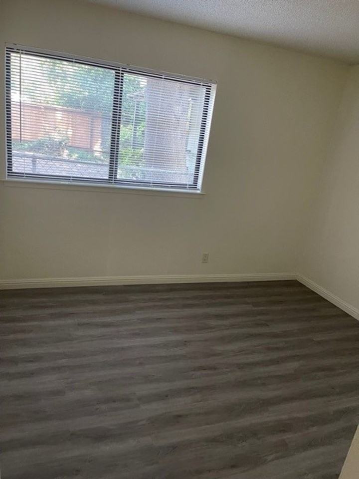 2017 Delaware St - Photo 5 of 6