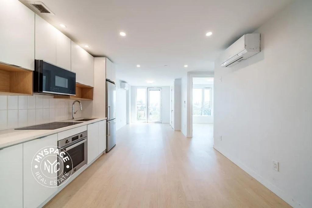 Meeker Ave #802 - Photo 2 of 20