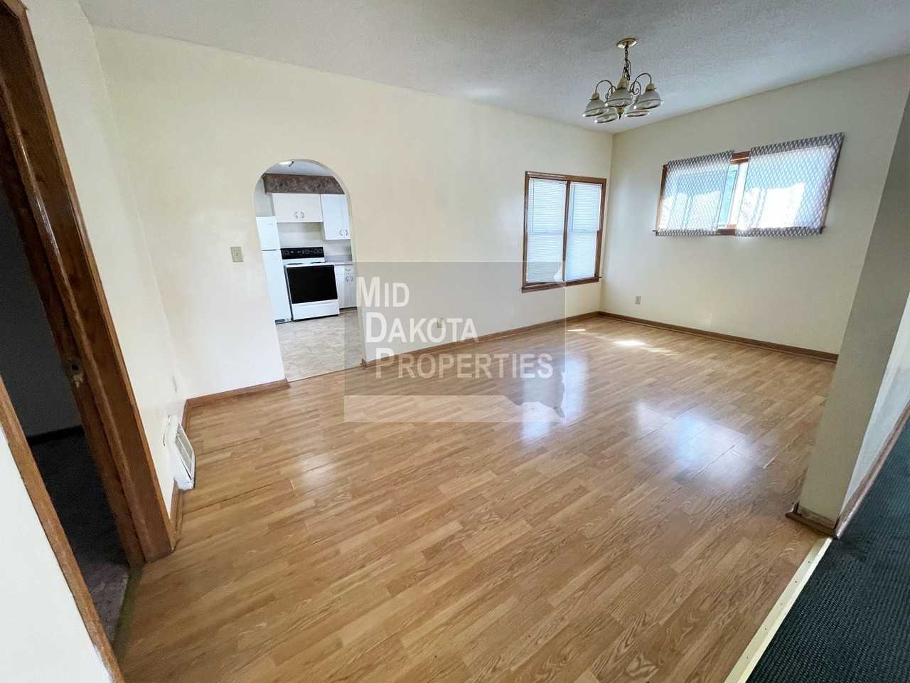 914 E 2nd Ave - Photo 3 of 12