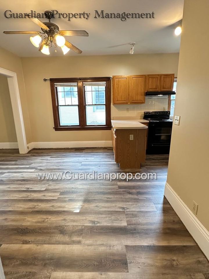 3904 14th Ave S - Photo 5 of 23