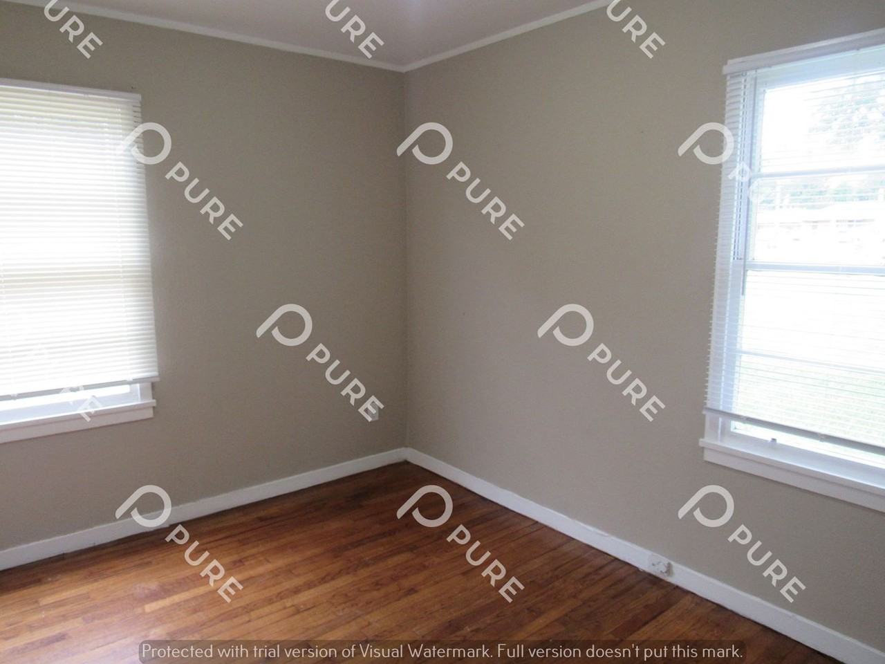 1056 Countryside Ln - Photo 3 of 11