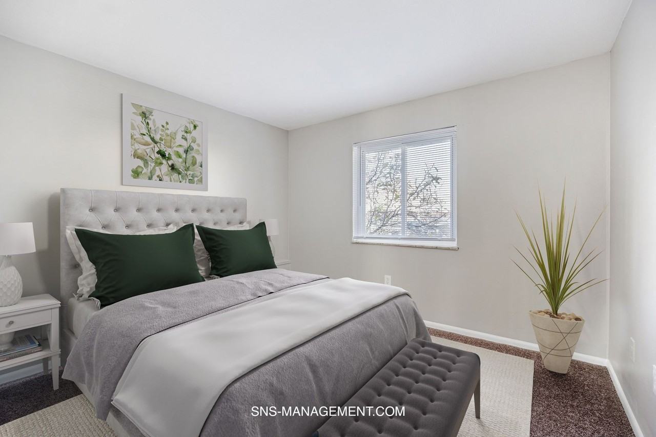 Woodmere Apartments - Photo 7 of 40