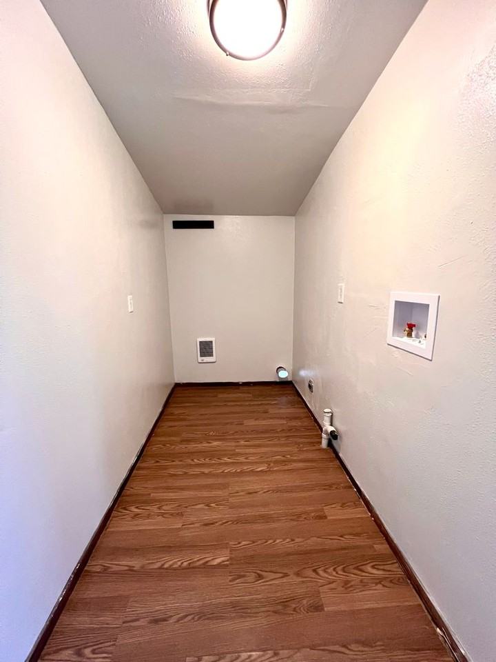 2308 Butterfield Rd #1 - Photo 5 of 15