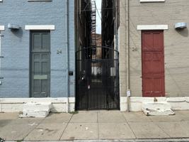 featured image of 24 E 15th St