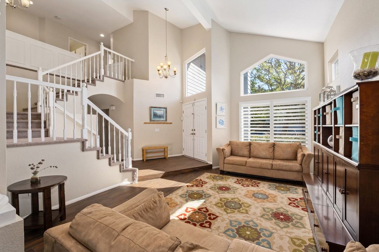 20891 Porter Ranch Rd - Photo 2 of 50