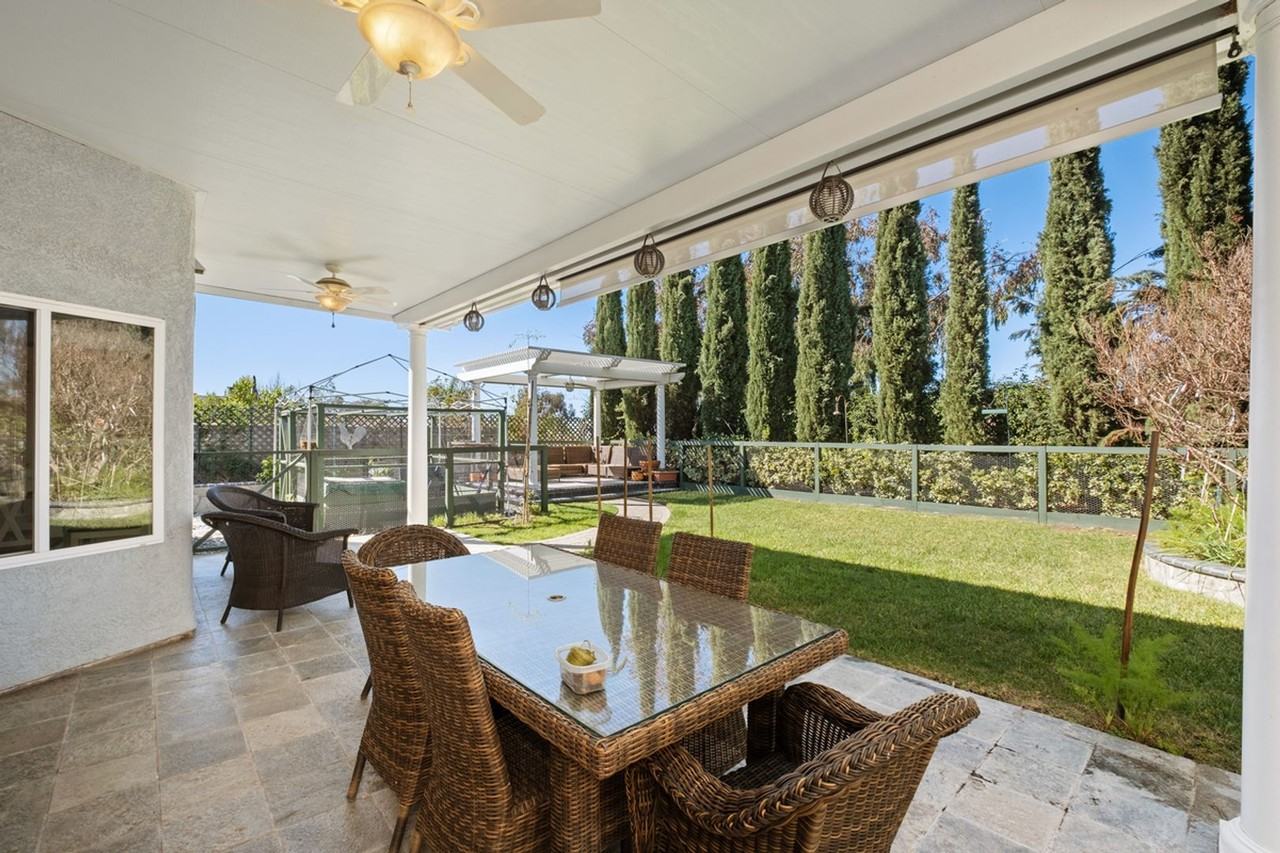 20891 Porter Ranch Rd - Photo 3 of 50