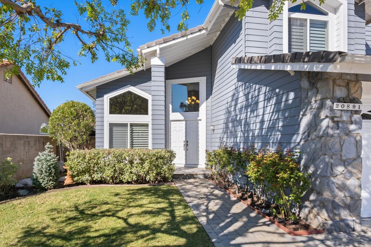 20891 Porter Ranch Rd - Photo 5 of 50