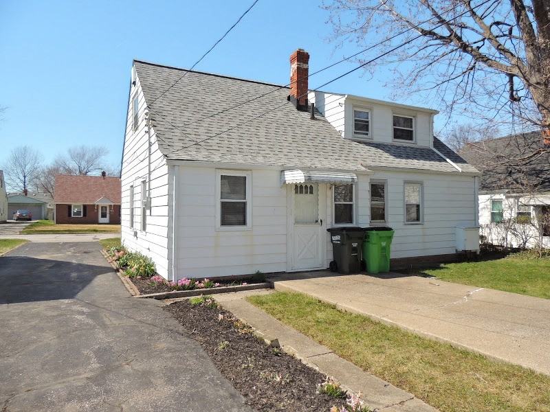 23220 Gay St - Photo 2 of 5