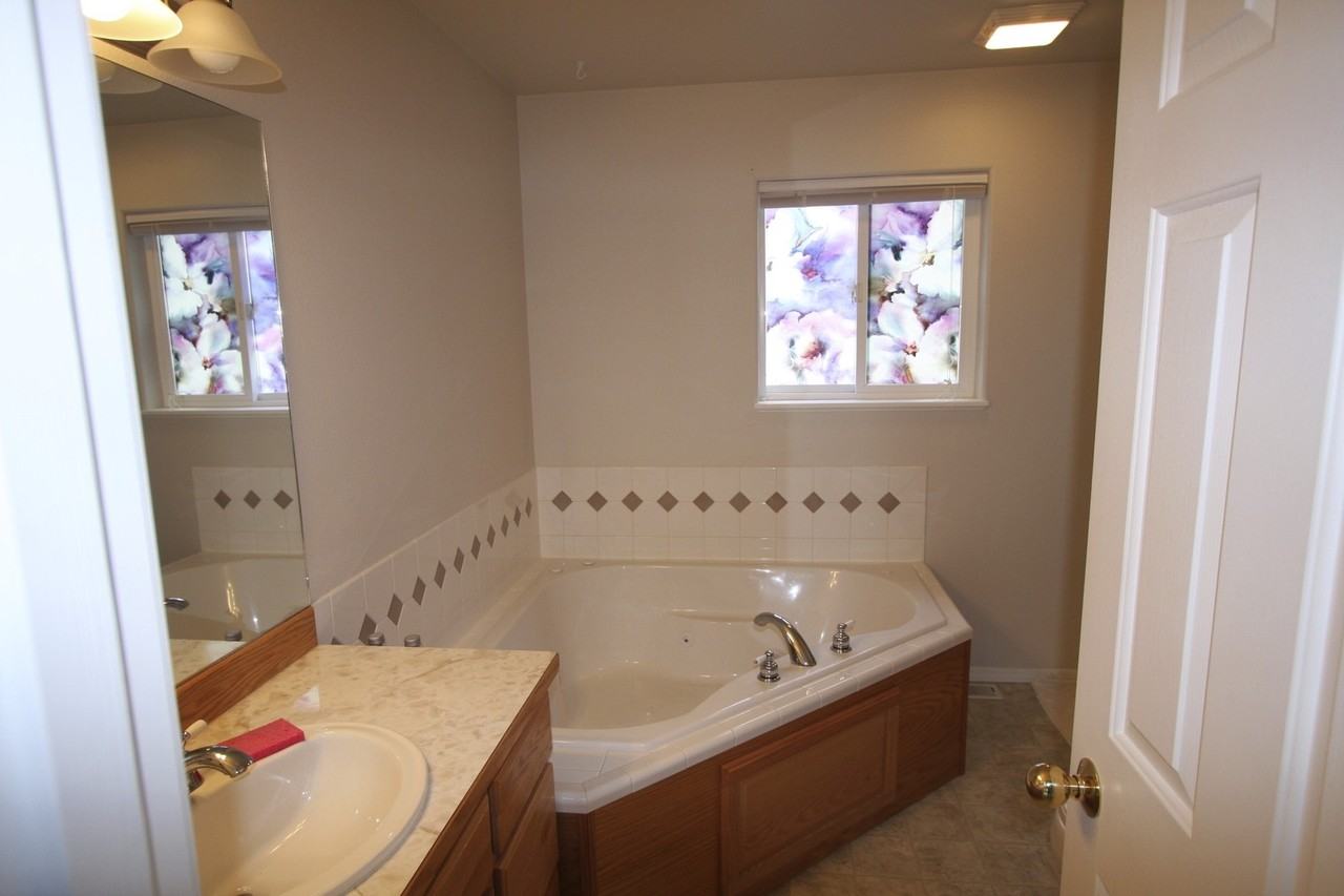 8934 Birch Park Cir - Photo 3 of 15