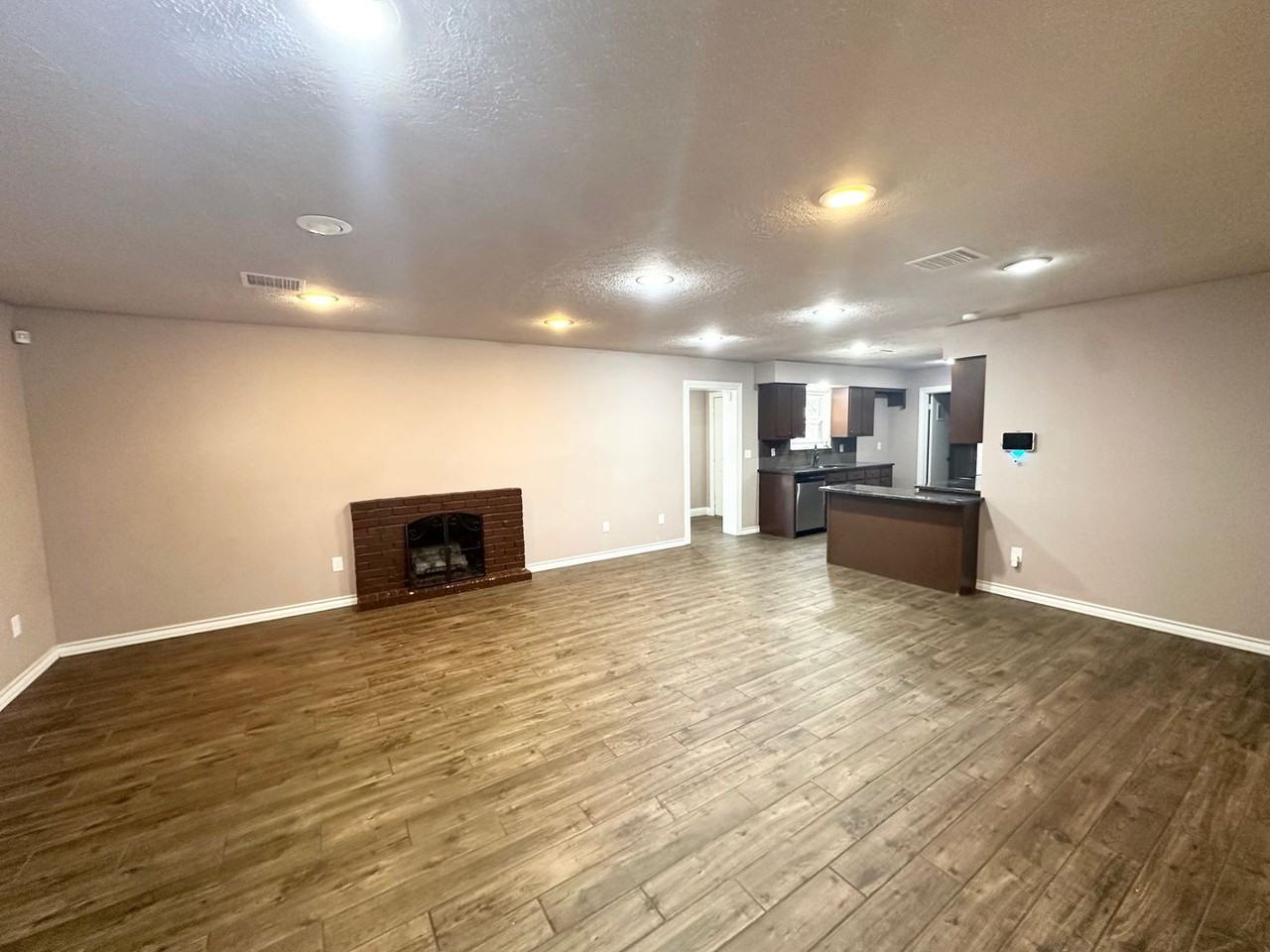 3607 Sinclair Ave - Photo 2 of 13