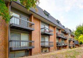 featured image of 1065 University Ave #115